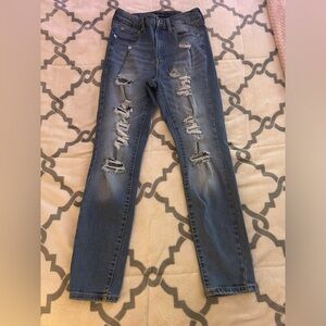 Ripped Super High Rise Jegging